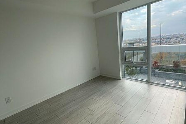926 - 2031 Kennedy Road, Toronto, ON M1T0B8 Photo 5