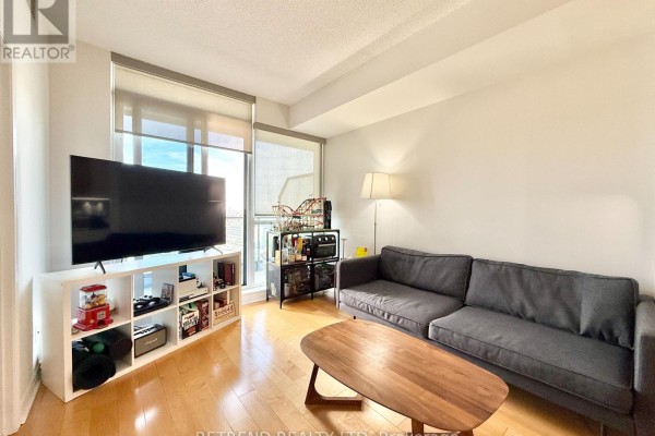 Primary Bedroom - 926 - 2885 Bayview Avenue, Toronto, ON M2K0A3 Photo 4