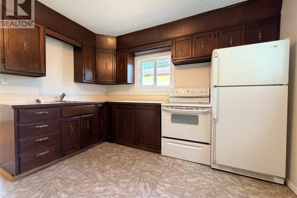 4pc Bathroom - 926 12th Street, Humboldt, SK S0K2A0 Photo 3