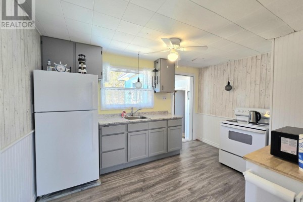 Bedroom - 9273 Highway 16, Cooks Cove, NS B0H1N0 Photo 5