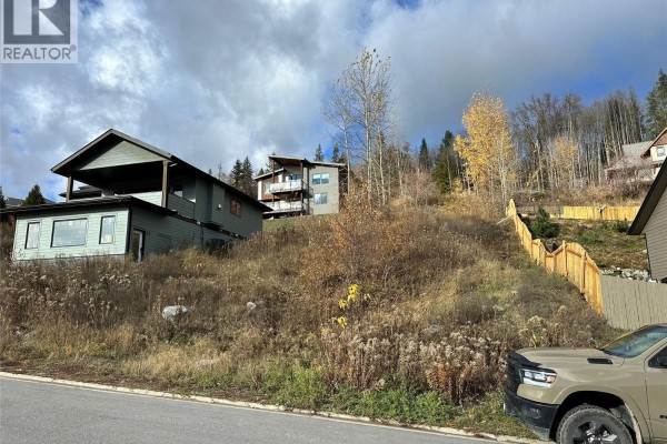 928 Redstone Drive, Rossland, BC, photo 3