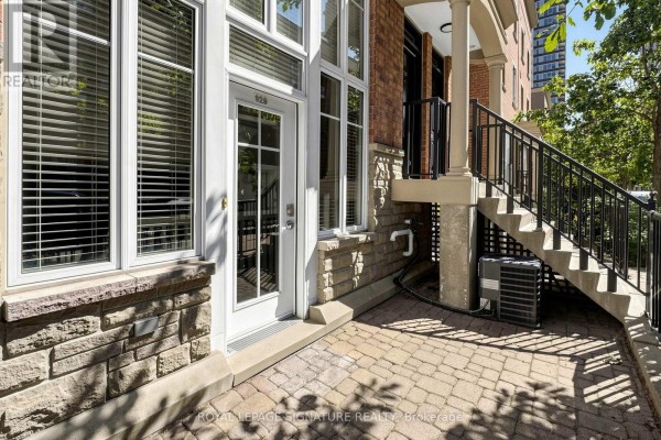 929 - 50 Western Battery Road, Toronto, ON, photo 3