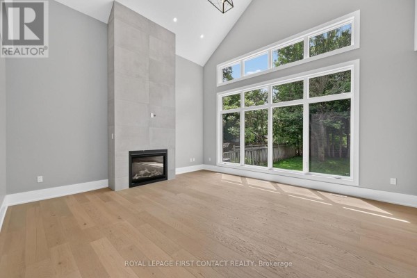Family room - 929 7th Line, Innisfil, ON L9S4G1 Photo 2