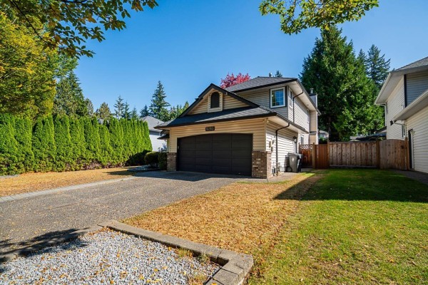 9290 203b Street, Langley, BC V1M2L9 Photo 3