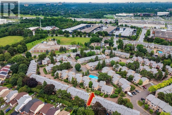93 - 100 Burrows Hall Boulevard, Toronto, ON, photo 2