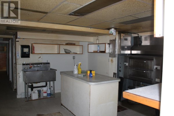 93 5th  Nw Avenue, Nakusp, BC V0G1R0 Photo 5