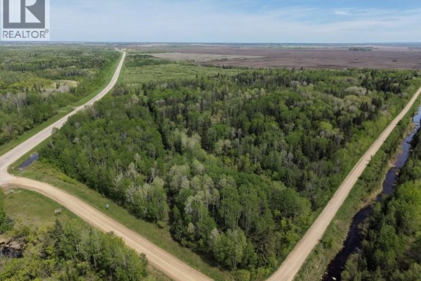 Map showing property lines and measurements along Highway 9. - 93 Acres Hwy#9 South, Hudson Bay Rm No  394