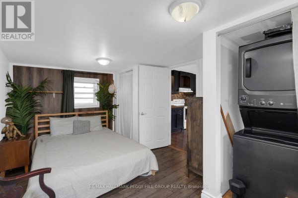 Laundry room - 93 Bond Street, Orillia, ON L3V1J7 Photo 5
