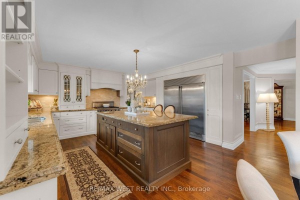 Office - 93 Fern Valley Crescent, Richmond Hill, ON L4E2J6 Photo 4