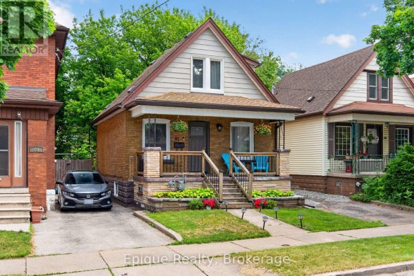 93 Graham Avenue S, Hamilton, ON, photo 2