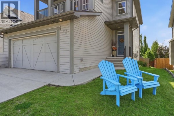 93 Heritage Hill, Cochrane, AB, photo 2