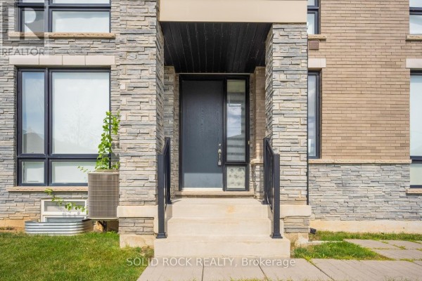 Bedroom 4 - 93 Parity Road, Brampton, ON L6X5N3 Photo 3