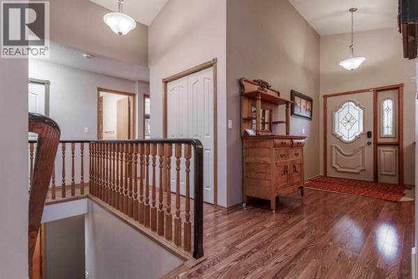 Primary Bedroom - 93 Park Meadows Court Se, Medicine Hat, AB T1B4C3 Photo 5