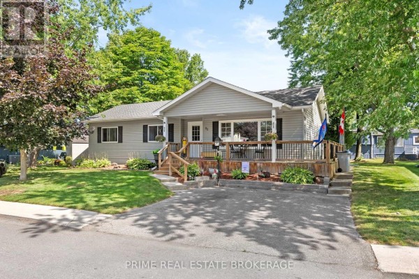 93 Shannon Boulevard, South Huron, ON, photo 2