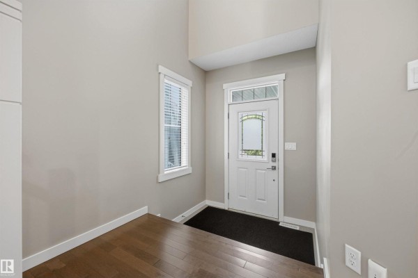 Family room - 93 Sheppard Wy, Leduc, AB T9E0T4 Photo 4