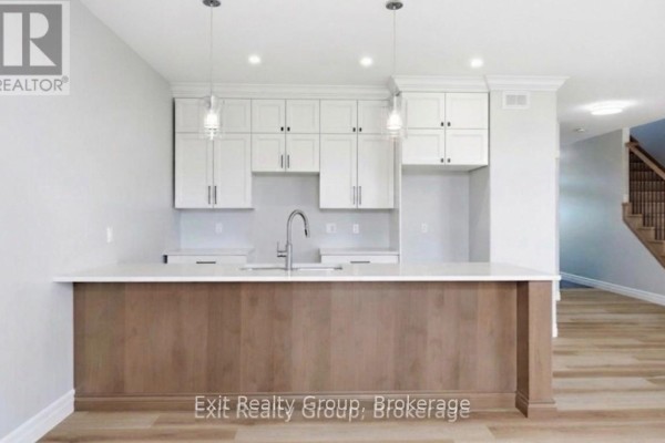 Dining room - 93 Wims Way, Belleville, ON K8N0H7 Photo 3