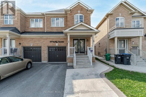 Family room - 93 Yardley Crescent, Brampton, ON L6X5L8 Photo 2