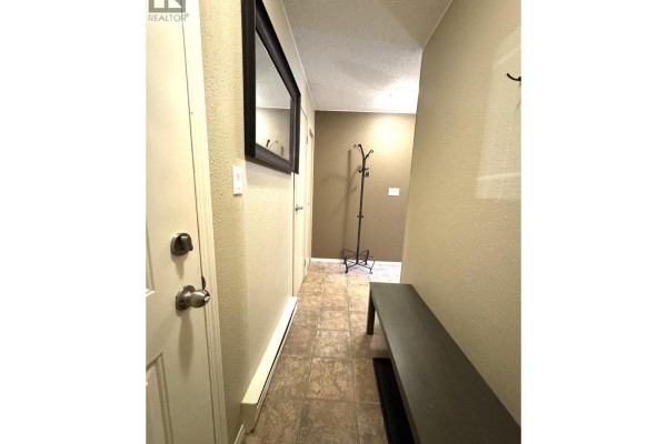Kitchen - 930 Dogwood Drive Unit# 1024, Kimberley, BC V1A1B9 Photo 4