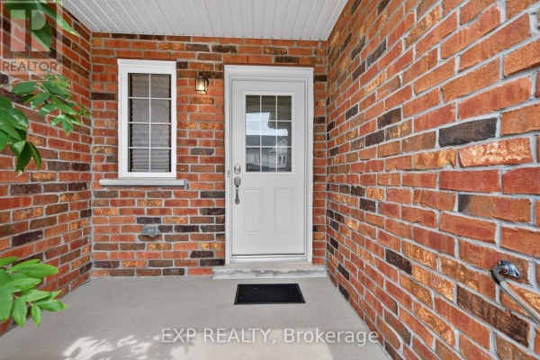 Kitchen - 930 Silverfox Crescent, London North, ON N6G5B6 Photo 2
