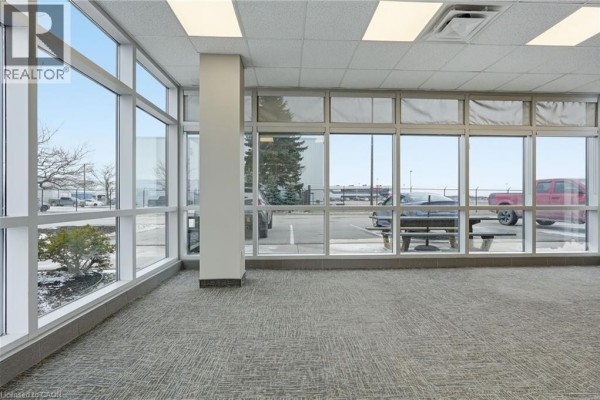 9300 Airport Road Unit# 520, Hamilton, ON L0R1W0 Photo 4