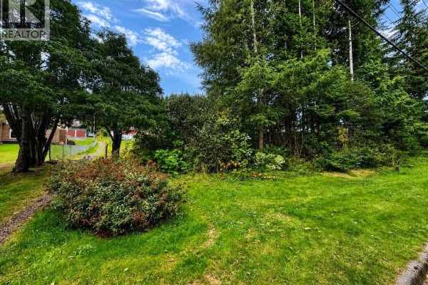 9300 Elk Dr, Port Hardy, BC V0N2P0 Photo 4