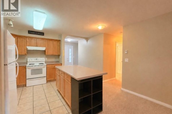 Kitchen - 9307 62nd Avenue Unit# 212, Osoyoos, BC V0H1V1 Photo 4