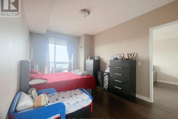 931 - 15 James Finlay Way, Toronto, ON M3M0B3 Photo 5