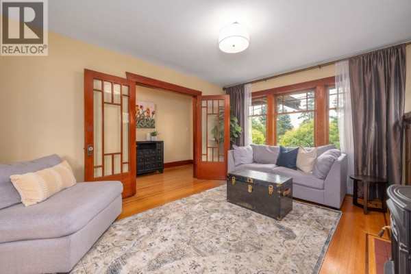931 Second Street, New Westminster, BC V3L2N8 Photo 5