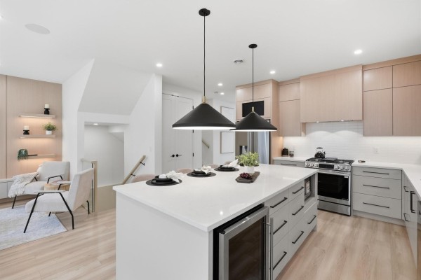 9320 Ebor Road, Delta, BC V4C3K7 Photo 5