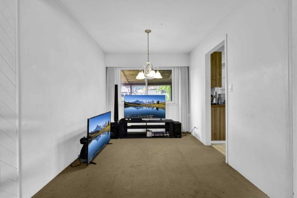 9323 119 Street, Delta, BC V4C6M7 Photo 5