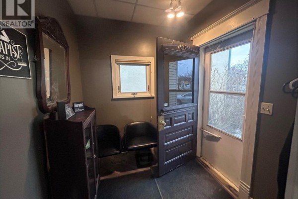 4pc Bathroom - 935 4th Street, Estevan, SK S4A0W2 Photo 4