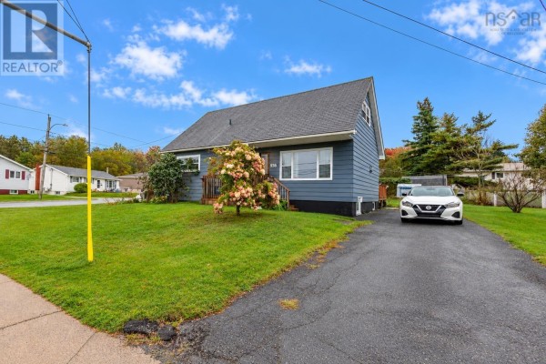 4pc Bathroom - 936 Upper Prince Street, Sydney, NS B1P5P2 Photo 2