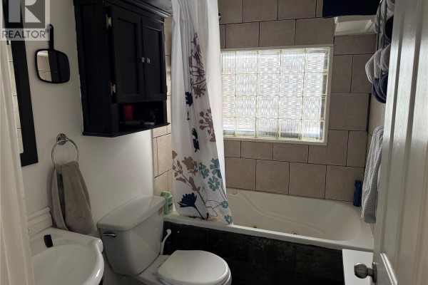 936 Wallace Street, Regina, SK, photo 3