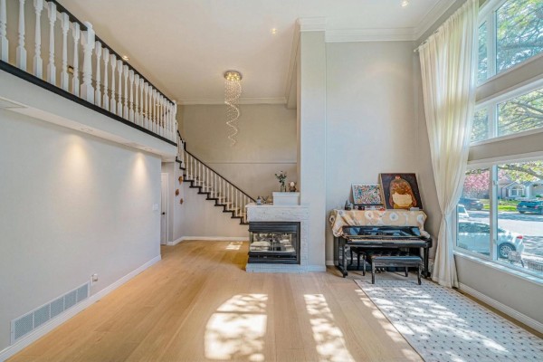 9362 206a Street, Langley, BC V1M2W6 Photo 4