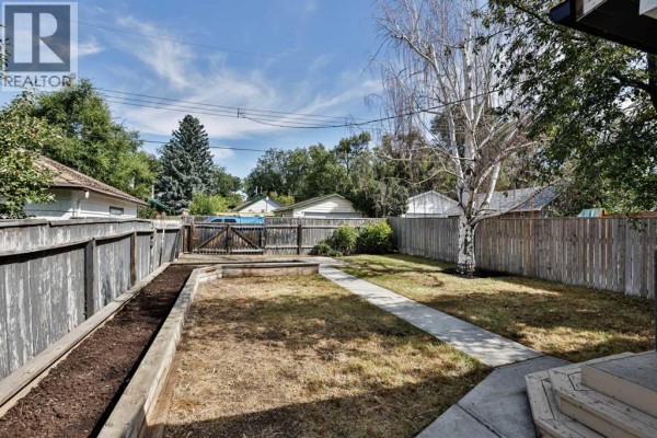 937 10 Street S, Lethbridge, AB, photo 2
