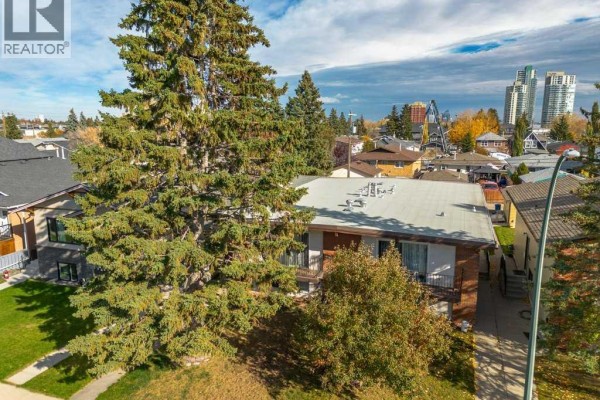 Bedroom - 938 41 Street Sw, Calgary, AB T3C1X2 Photo 4