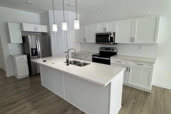 938 Daniels Loop Sw, Edmonton, AB, photo 2
