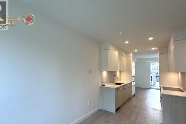 109 956 Lytton Street, North Vancouver, BC V7H2T1 Photo 5