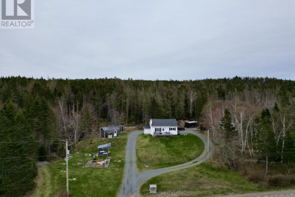 Primary Bedroom - 9384 Highway 7, Stillwater, NS B0H1E0 Photo 3