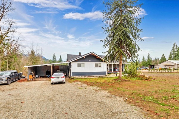 9386 Clay Street, Mission, BC V4S1G2 Photo 4