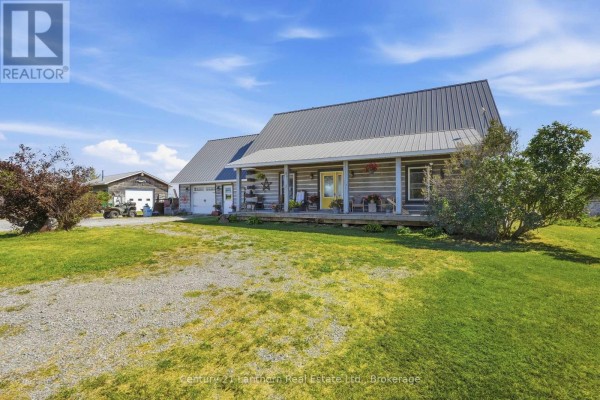 939 Kelly Road, Prince Edward County