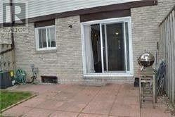 94 - 45 Hansen Road, Brampton, ON L6V3C5 Photo 4