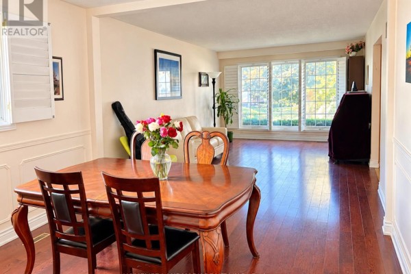 Kitchen - 94 Ames Circle, Toronto, ON M3B3C1 Photo 4