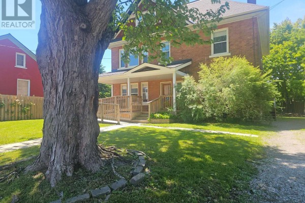 94 Argyle Street N, Renfrew, ON, photo 2