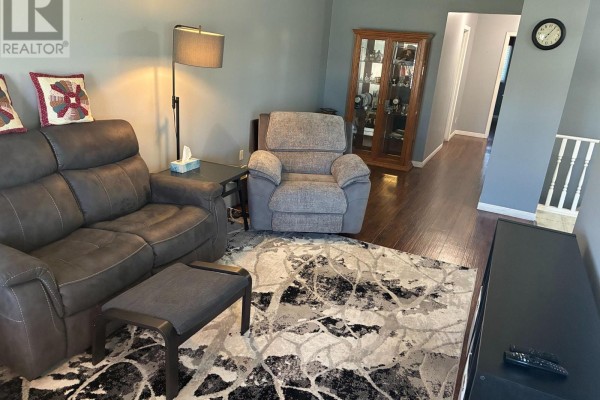 94 Carriage Road, St  Catharines, ON L2P3S8 Photo 5