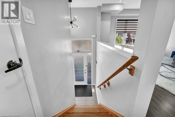 3pc Bathroom - 94 Crafter Crescent, Stoney Creek, ON L8J0H7 Photo 2