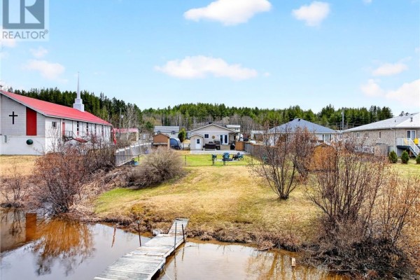 94 Hill Street, Wahnapitae, ON P0M3C0 Photo 3