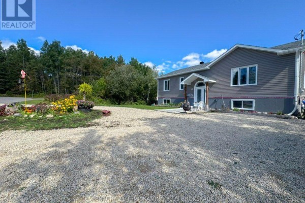 Dining room - 94 Hillview Street, Timiskaming, ON P0J1N0 Photo 3