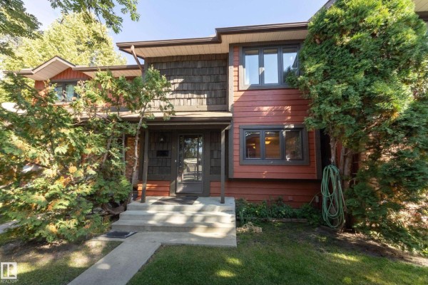 94 Lacombe Pt, St  Albert, AB, photo 2