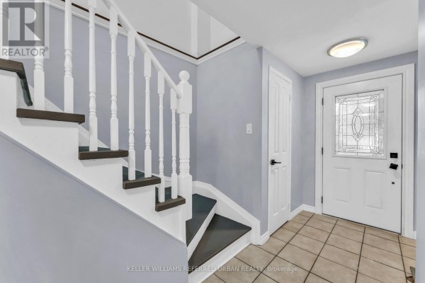 Bedroom - 94 Laidlaw Drive, Barrie, ON L4N7S2 Photo 4
